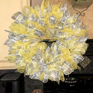 MESH WREATH